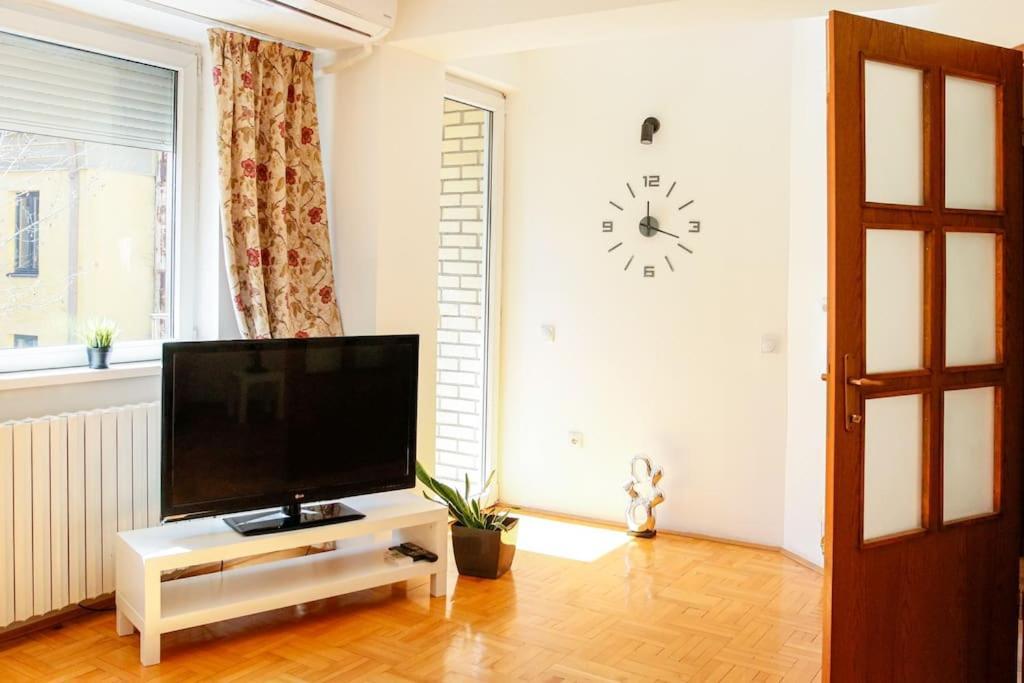 Nn Apartment Skopje Eksteriør billede